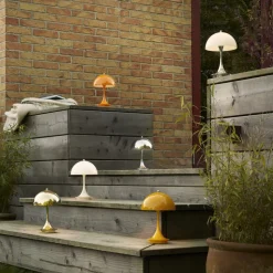 Louis Poulsen Panthella Portable 160 V3, ugjennomsiktig gul