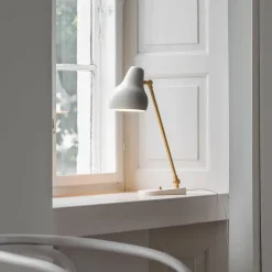 Louis Poulsen VL38 – LED-bordlampe, hvit