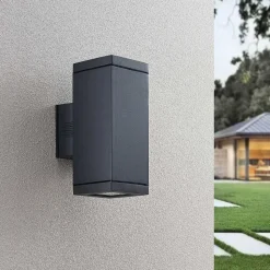 Lucande Stani utendørs vegglampe, E27, 2 lyskilder