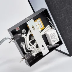 Lucande vegglampe Rebekka, 31 cm, svart, LED lesearm