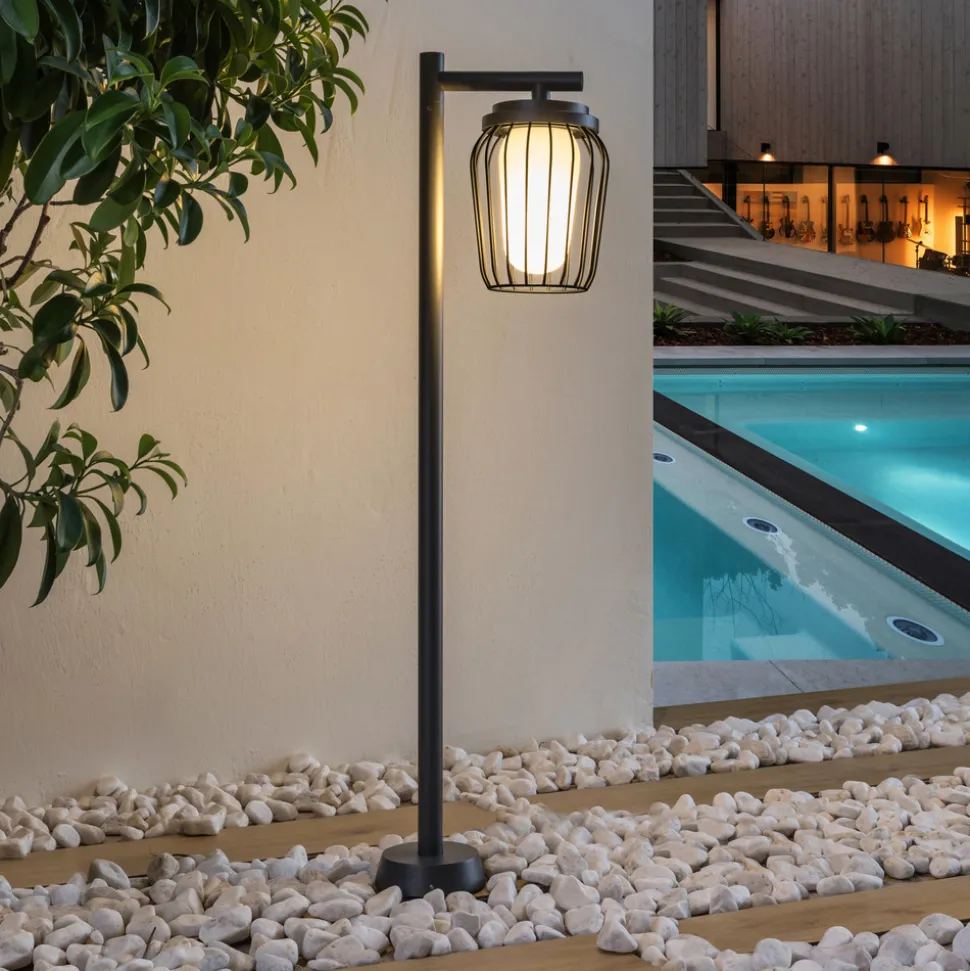 Lucande veilampe Chandan, 100 cm, svart, aluminium