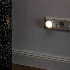 Luna Sensor LED-stikkontaktlampe nattelys