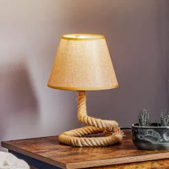 Mauli bordlampe laget av tau og stoff