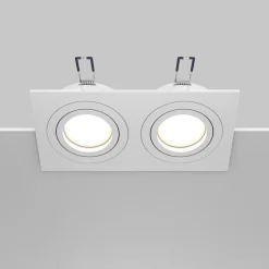 Maytoni innfellingslampe Atom, hvit, 2 lyskilder, 17,5 x 9,2 cm