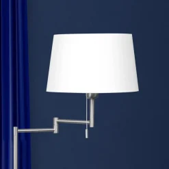 MEANDER gulvlampe i sølv med stoffskjerm