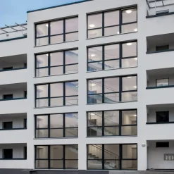 Megaman Renzo+ LED-vegglampe CCT Multilumen sensor