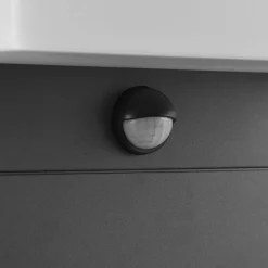 Nestos LED-gangbelysning med bevegelsessensor, IP54