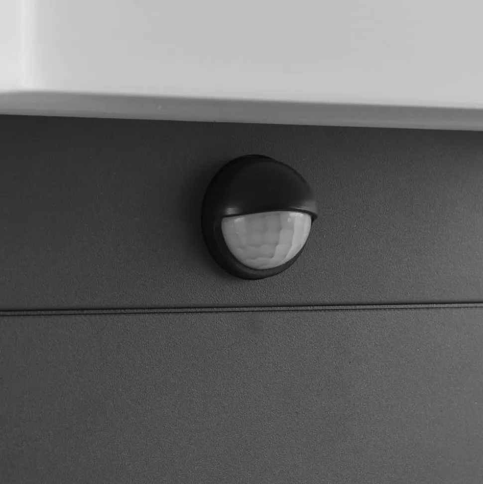 Nestos LED-gangbelysning med bevegelsessensor, IP54