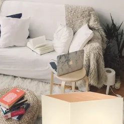 Newgarden Bora-bord med lyskilde, bordplate av tre