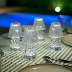 Newgarden LED-bordlampe Lola 12 lux, batteri, gjennomsiktig