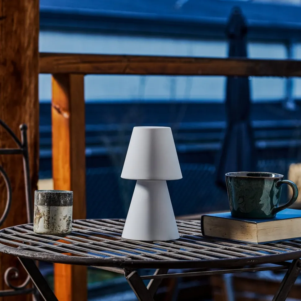 Newgarden Lola 20 LED-bordlampe med oppladbart batteri