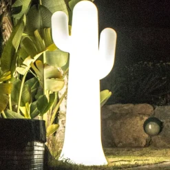 Newgarden Pancho LED-gulvlampe hvit med oppladbart batteri