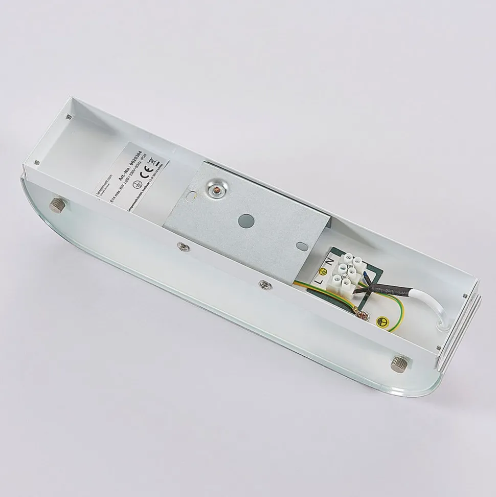 Nika vegglampe med fatning E14, aluminium
