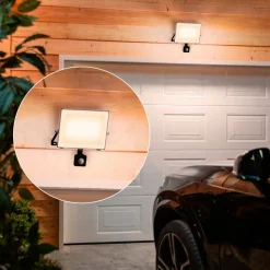 Philips utendørs LED-spot Lois UE Sensor, 24 W, 3000 K IP65