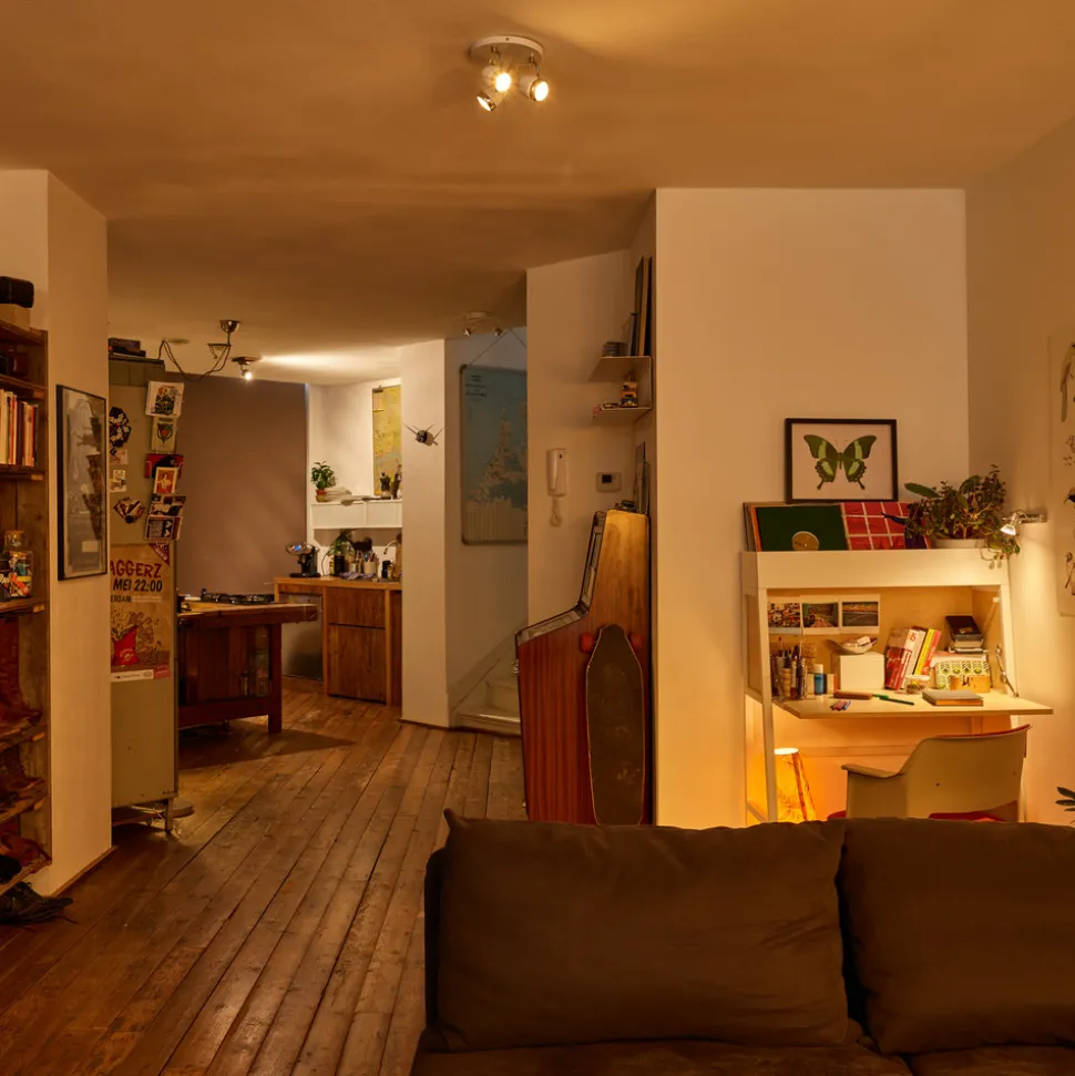 Philips WarmGlow E27 LED-pære E27 P45 2,5 W klar