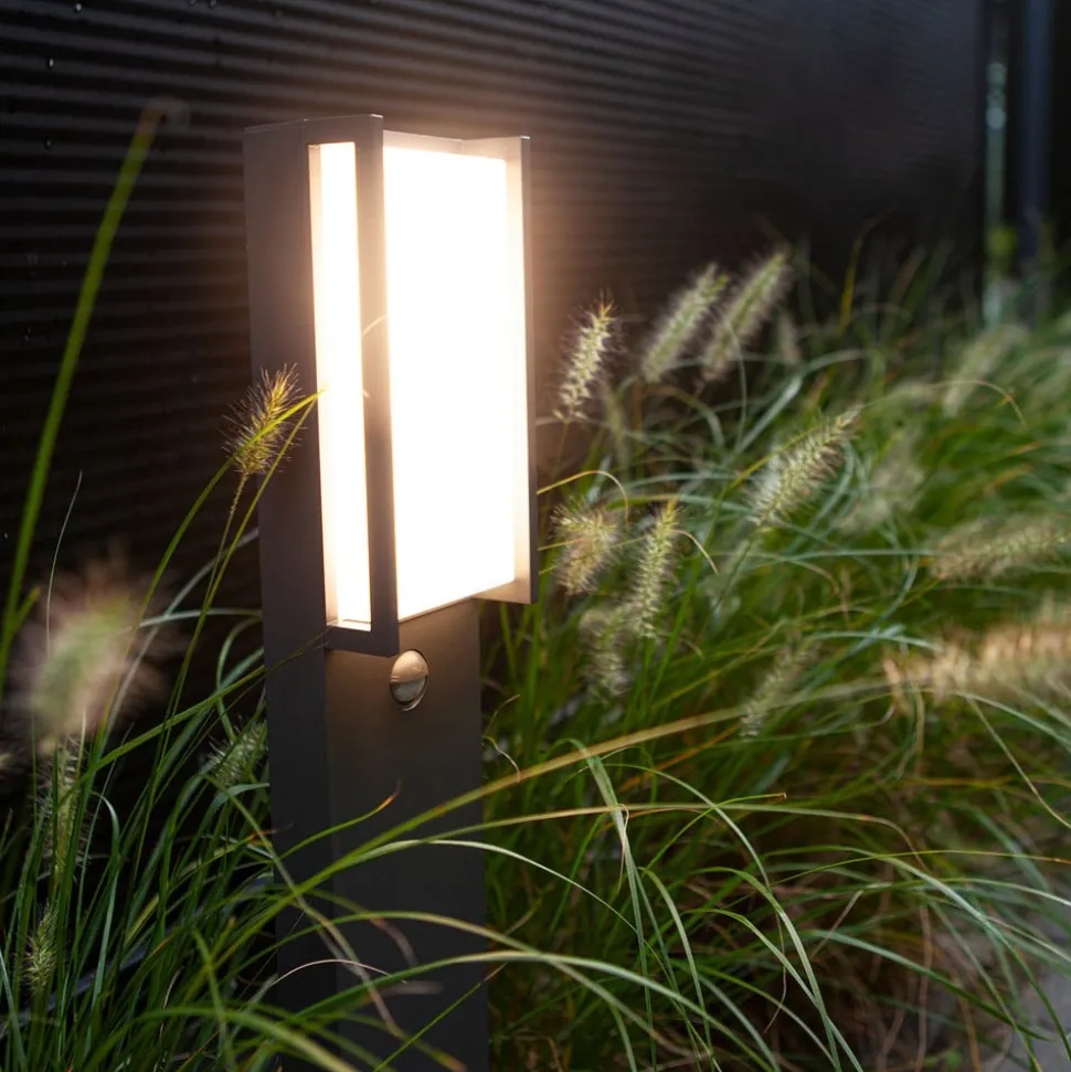 Qubo LED-veilampe antrasitt, bevegelsessensor