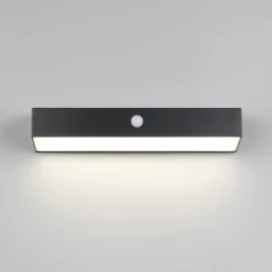 Solcelledrevet vegglampe Silves, svart, sensor, IP44