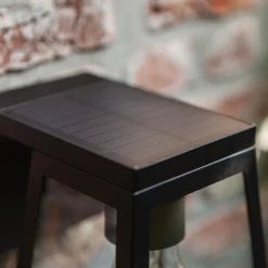 Solcelle-veilampe Fia av aluminium og glass, IP44