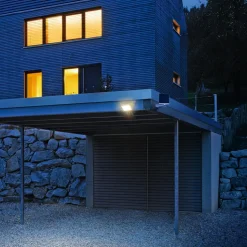 STEINEL XSolar L-S solcelle ute LED-vegglampe sølv