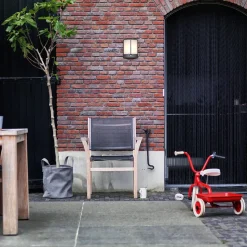 Stock - LED-utevegglys med sensor