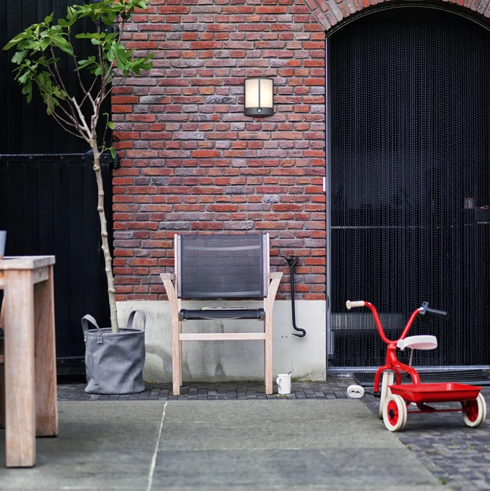 Stock - LED-utevegglys med sensor