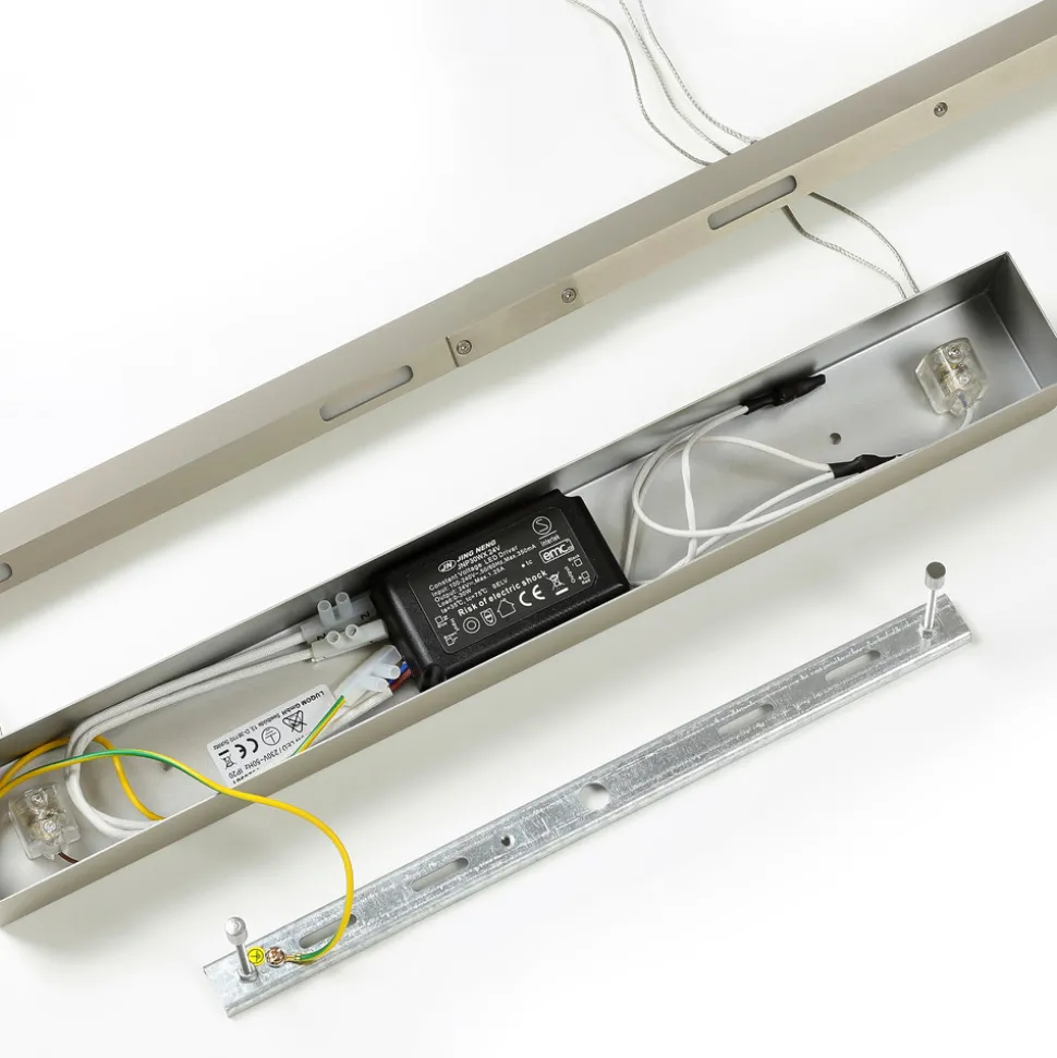 Svart LED-hengelampe Lio med gulldekor