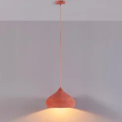 Terracotta-pendellampe Fiona i pen form