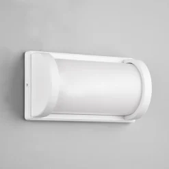 Utendørs vegglampe Puelo av trykkstøpt alu, hvit