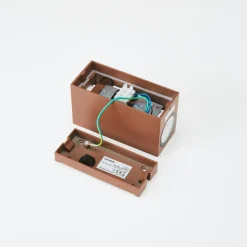 Utendørs vegglampe Tavi, rustbrun, aluminium, opp/ned