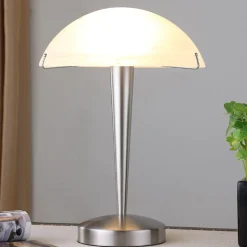 Vakker bordlampe Viola, nikkel matt