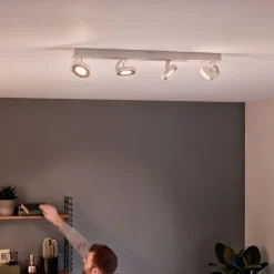 Varm belysning - LED takspot Clockwork