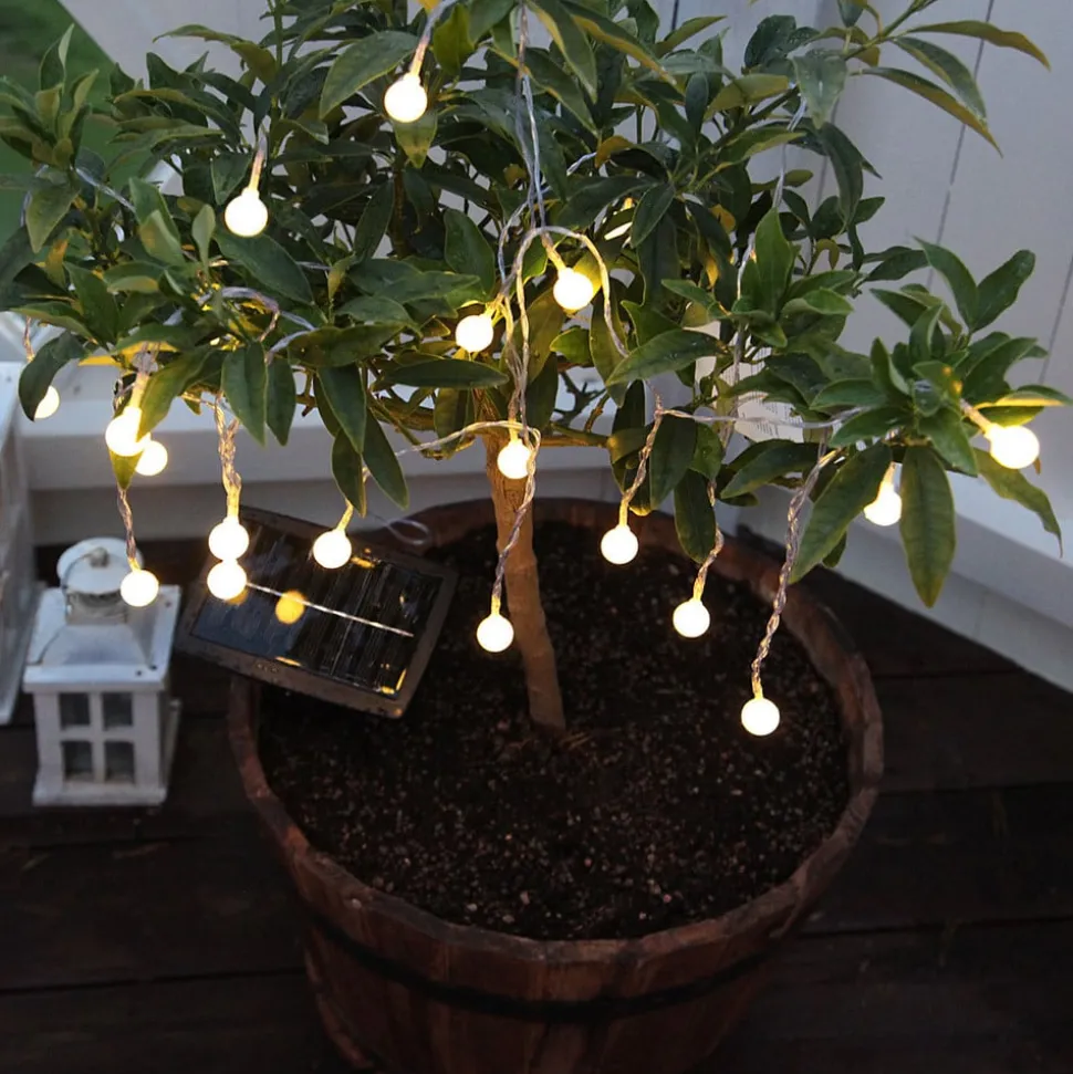 Varmhvit lysende LED solcelle lyslenken Globini