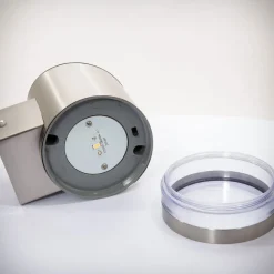 Vegghengt solcellelampe Salma med LED-lys