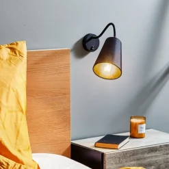 Vegglampe Wire, svart/gull