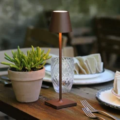 Zafferano Poldina mikro oppladbar lampe IP65 corten